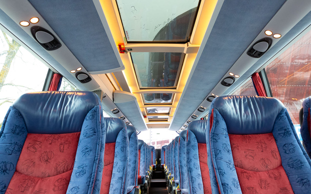 Autobusu noma SETRA S 415 HDH